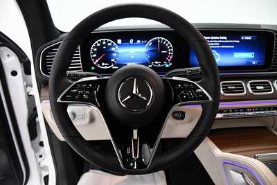 2025 Mercedes-Benz GLE-Class, $80315. Photo 9