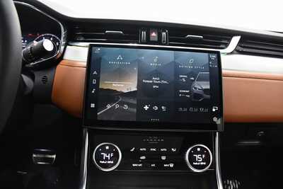2024 Jaguar XF, $44795. Photo 12