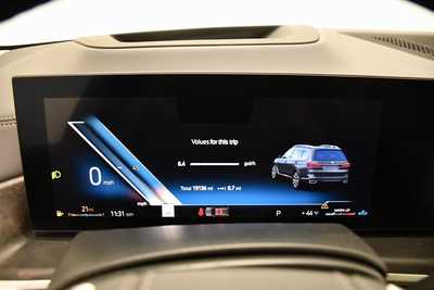 2024 BMW X7, $69495. Photo 10