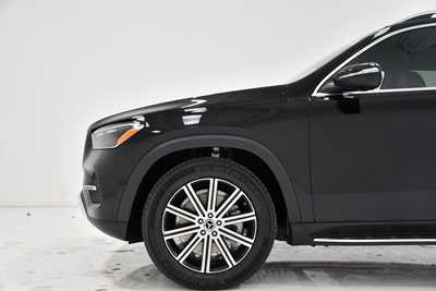 2025 Mercedes-Benz GLE-Class, $69850. Photo 5