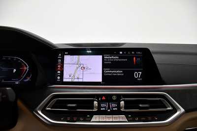 2022 BMW X5, $39995. Photo 12