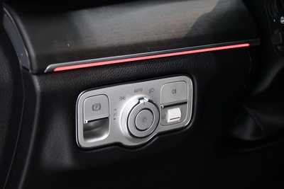 2020 Mercedes-Benz GLE-Class, $31495. Photo 8