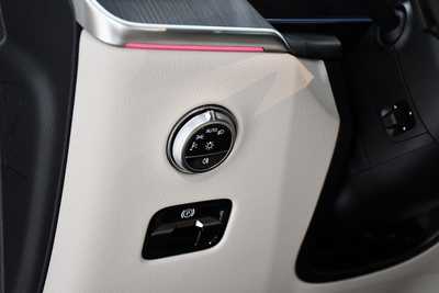 2025 Mercedes-Benz GLC-Class, $56555. Photo 8
