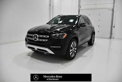 2025 Mercedes-Benz GLE-Class, $77940. Photo 1