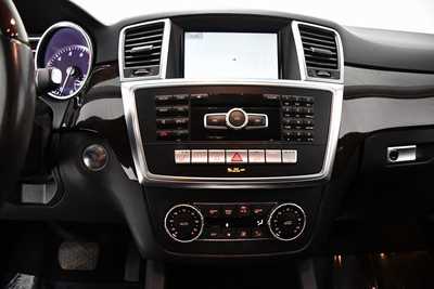 2014 Mercedes-Benz M-Class, $17795. Photo 12