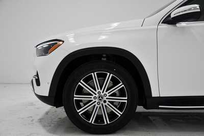 2025 Mercedes-Benz GLE-Class, $80435. Photo 5