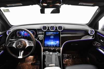 2025 Mercedes-Benz GLC-Class, $54495. Photo 7