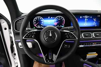 2025 Mercedes-Benz GLE-Class, $89275. Photo 9