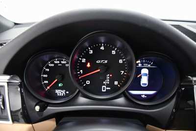 2018 Porsche Macan, $40495. Photo 10