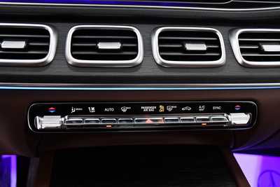 2025 Mercedes-Benz GLE-Class, $84515. Photo 12