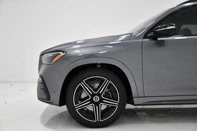 2025 Mercedes-Benz GLE-Class, $84515. Photo 5