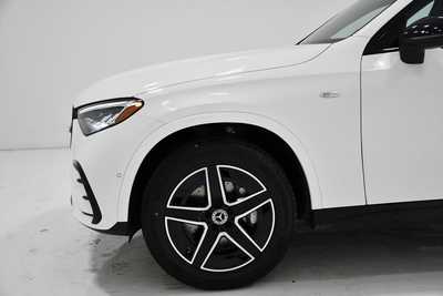 2025 Mercedes-Benz GLC-Class, $69450. Photo 5
