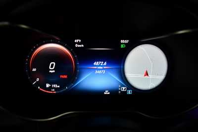 2021 Mercedes-Benz GLC-Class, $33495. Photo 10