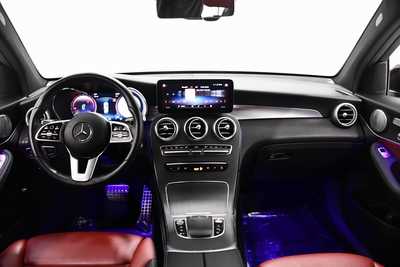 2021 Mercedes-Benz GLC-Class, $33495. Photo 7