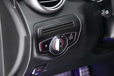 2021 Mercedes-Benz GLC-Class, $33495. Photo 8
