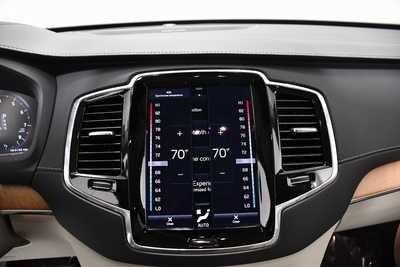 2020 Volvo XC90, $36995. Photo 12