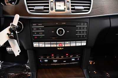 2016 Mercedes-Benz E-Class, $17995. Photo 12