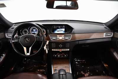 2016 Mercedes-Benz E-Class, $17995. Photo 7