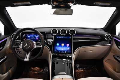 2025 Mercedes-Benz GLC-Class, $51995. Photo 7
