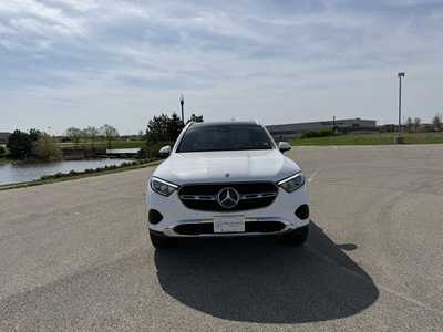 2023 Mercedes-Benz GLC-Class, $45995. Photo 2