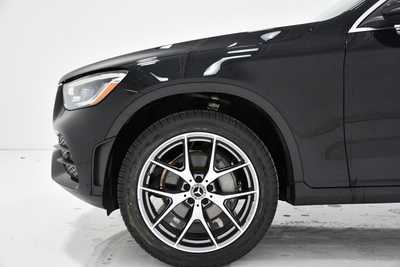 2021 Mercedes-Benz GLC-Class, $40995. Photo 5