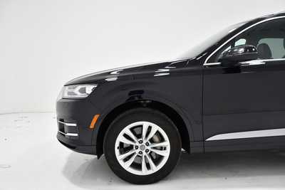 2019 Audi Q7, $17795. Photo 5