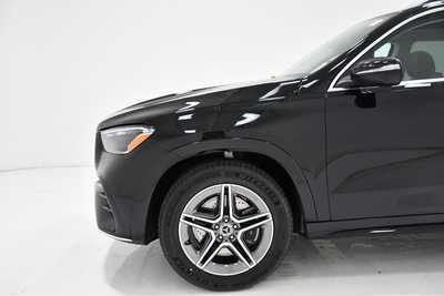2025 Mercedes-Benz GLE-Class, $74145. Photo 5