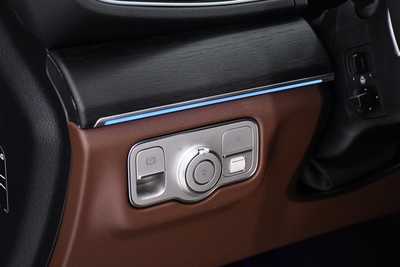 2025 Mercedes-Benz GLE-Class, $74145. Photo 8