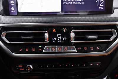 2022 BMW X3, $38495. Photo 12