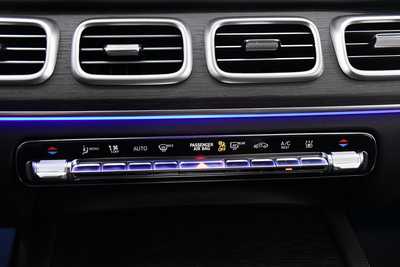 2025 Mercedes-Benz GLE-Class, $83295. Photo 12