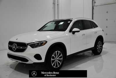 2025 Mercedes-Benz GLC-Class, $54245. Photo 1