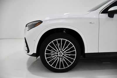 2025 Mercedes-Benz GLC-Class, $75350. Photo 5