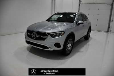 2025 Mercedes-Benz GLC-Class, $59975. Photo 1