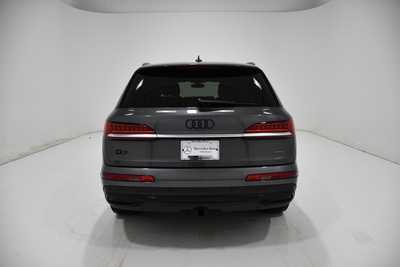 2021 Audi Q7, $31995. Photo 4