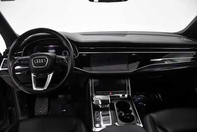 2021 Audi Q7, $31995. Photo 7