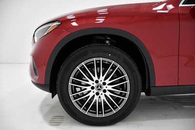 2025 Mercedes-Benz GLC-Class, $59835. Photo 5