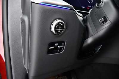 2025 Mercedes-Benz GLC-Class, $59835. Photo 8