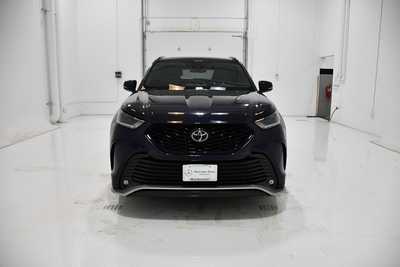 2021 Toyota Highlander, $37495. Photo 2