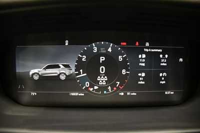 2023 Land Rover Discovery, $54995. Photo 10