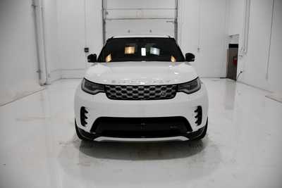 2023 Land Rover Discovery, $54995. Photo 2