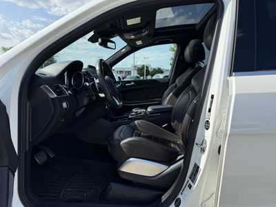 2019 Mercedes-Benz GLS, $34995. Photo 7