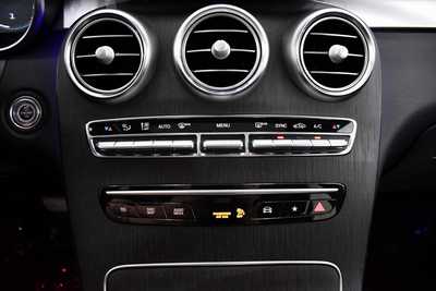 2022 Mercedes-Benz GLC-Class, $28995. Photo 12