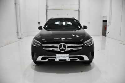 2022 Mercedes-Benz GLC-Class, $28995. Photo 2