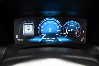 2018 Jaguar XF, $25995. Photo 10
