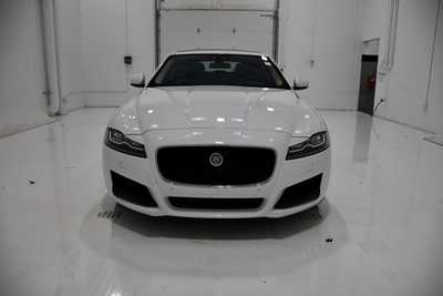 2018 Jaguar XF, $25995. Photo 2