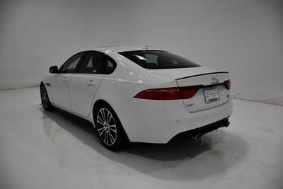 2018 Jaguar XF, $25995. Photo 3