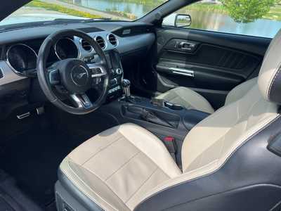 2016 Ford Mustang, $17495. Photo 9