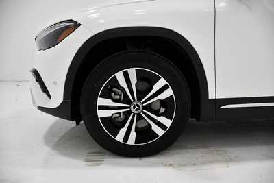 2025 Mercedes-Benz GLA-Class, $40995. Photo 5