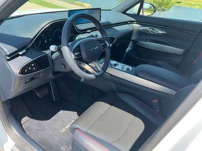 2024 Genesis GV70, $46495. Photo 9