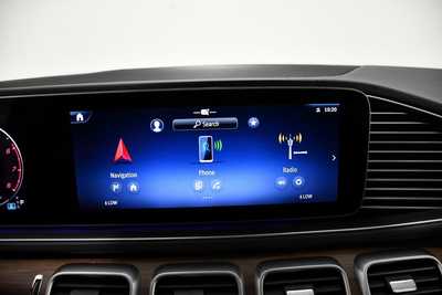 2025 Mercedes-Benz GLS-Class, $98615. Photo 11